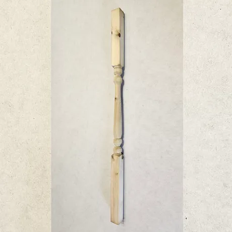 Pine Colonial Spindle 900mm x 41mm x 41mm image