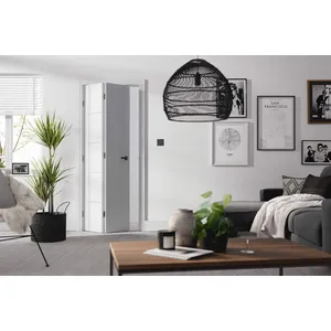 Vancouver Bi-fold Primed White Doors 686 x 1981 image
