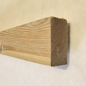 American Chunky Redwood Pine Subrail (4.2m x 70mm x33mm) image